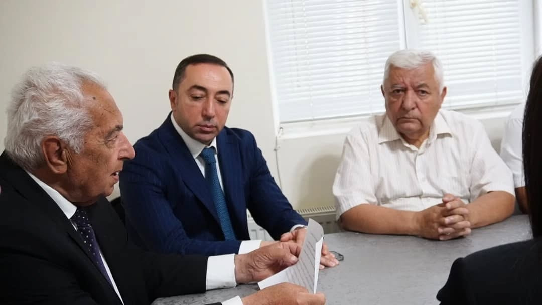 Sumqayit,Belediyye,Adil,Xudadatov