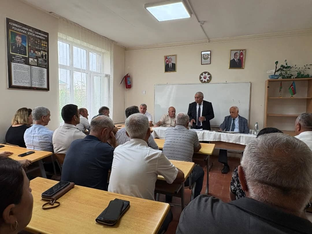 Sumqayit,Belediyye,Adil,Xudadatov