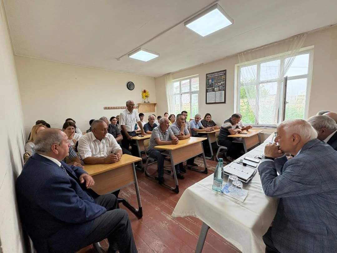 Sumqayit,Belediyye,Adil,Xudadatov