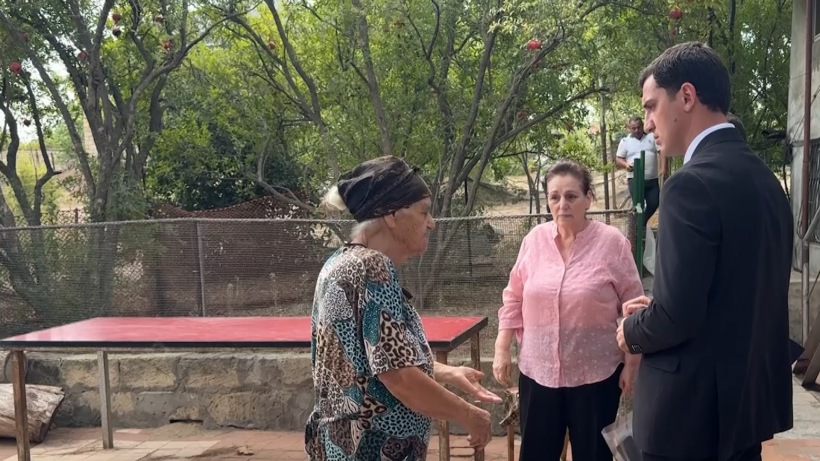 Sumqayit,torpaq,sened,kupca,cixaris