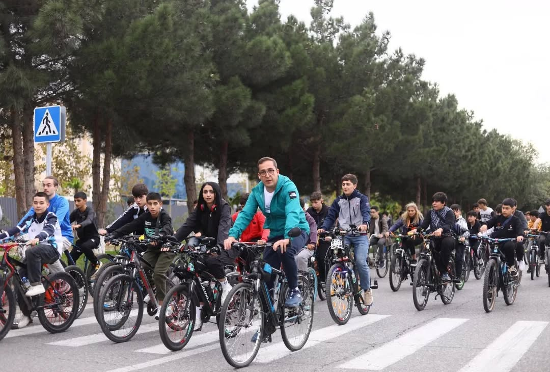 Sumqayit,veloyurus,velosiped,yaris