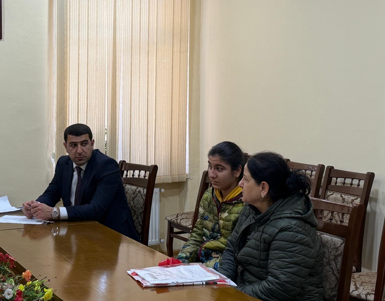 Sumqayit,Belediyyesi,vetendas,qebulu